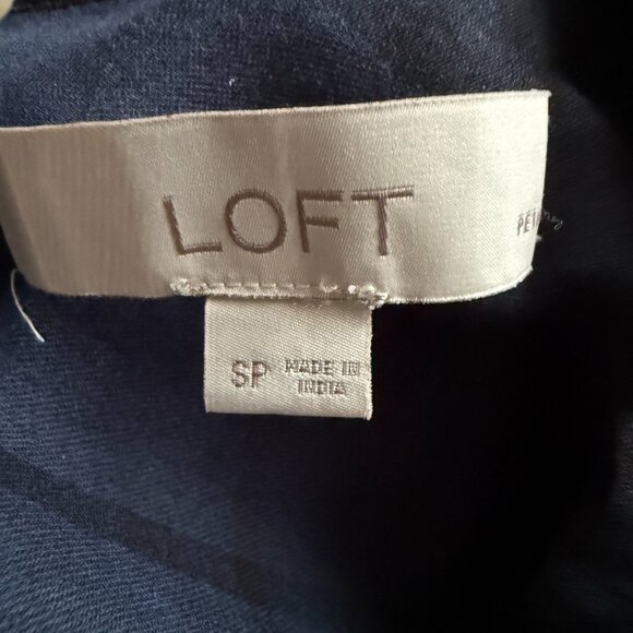 Loft Petite blue and green plaid long sleeve collared button down shirt SP - Picture 9 of 10